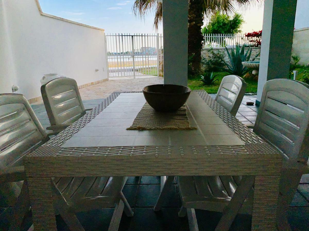 Salentoguests Villetta Sulla Spiaggia Porto Cesareo Bagian luar foto